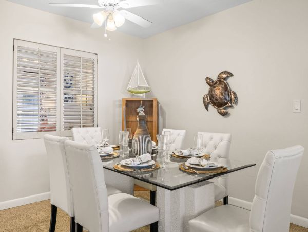 Clearwater Three Bedroom Vacation Home Sleeps Twelve
