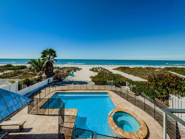Beautiful 5 Bedroom Indian Rocks Beach Vacation Home