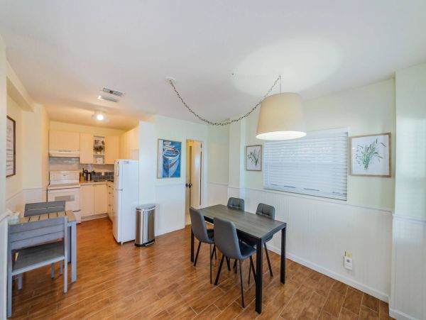 Beautiful 5 Bedroom Indian Rocks Beach Vacation Home