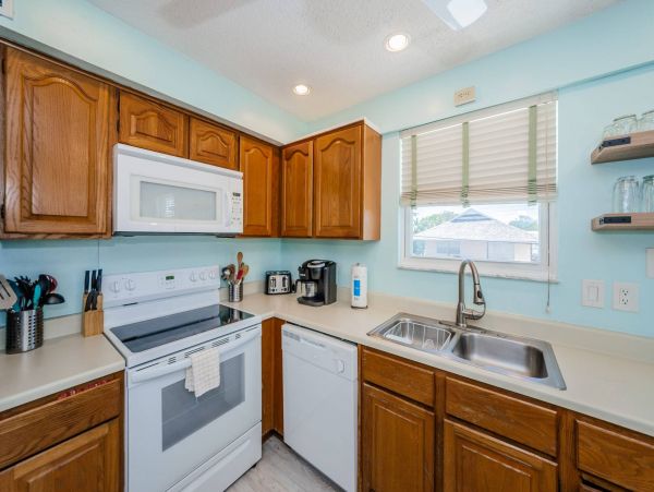 Beautiful 5 Bedroom Indian Rocks Beach Vacation Home