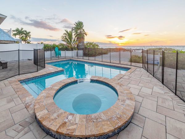 Beautiful 5 Bedroom Indian Rocks Beach Vacation Home