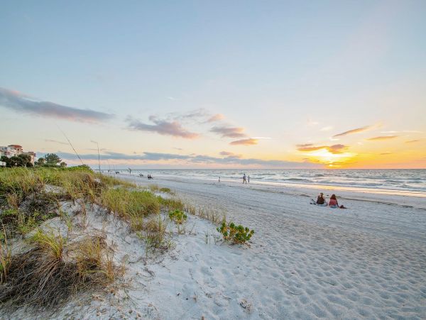 Beautiful 5 Bedroom Indian Rocks Beach Vacation Home