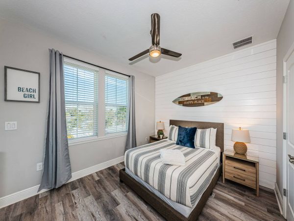 Steps to Beach Redington Beach Vacation Duplex