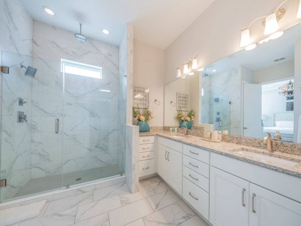 Redington Beach 4 Bedroom Home Walk to Beach