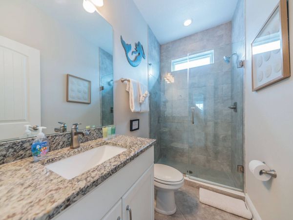 Redington Beach 4 Bedroom Home Walk to Beach