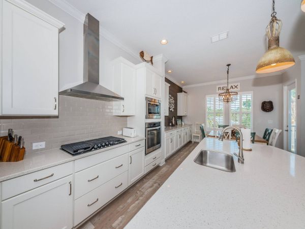 Redington Beach 4 Bedroom Home Walk to Beach