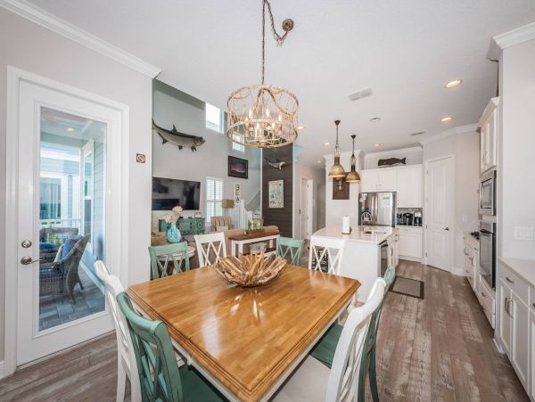 Redington Beach 4 Bedroom Home Walk to Beach