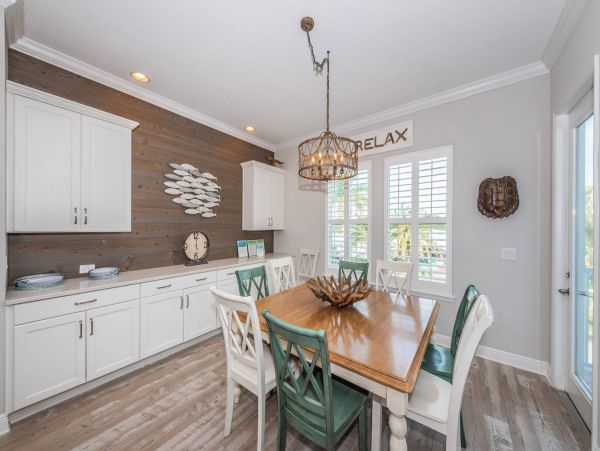 Redington Beach 4 Bedroom Home Walk to Beach