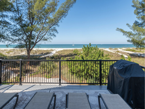 Treasure Island Beachfront Vacation Rental 5-Bedroom Home with Balconies & Pool Table