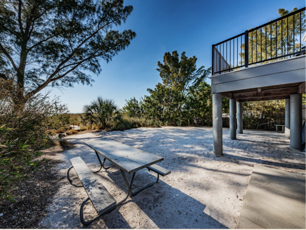 Treasure Island Beachfront Vacation Rental 5-Bedroom Home with Balconies & Pool Table