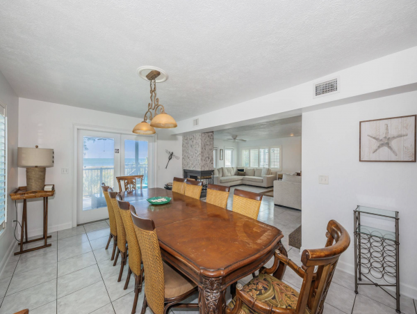 Treasure Island Beachfront Vacation Rental 5-Bedroom Home with Balconies & Pool Table