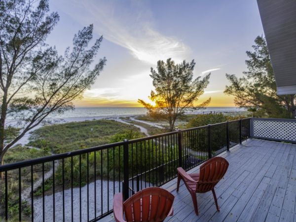 Treasure Island Beachfront Vacation Rental 5-Bedroom Home with Balconies & Pool Table