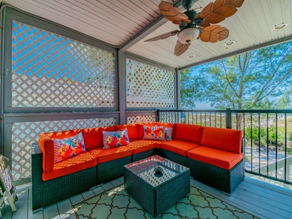 Treasure Island Beachfront Vacation Rental 5-Bedroom Home with Balconies & Pool Table