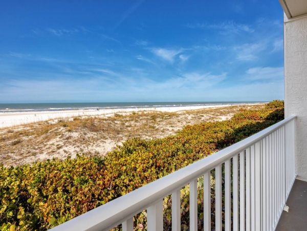 Beachfront Vacation Condo in Clearwater Beach Sleeps 8 Guests