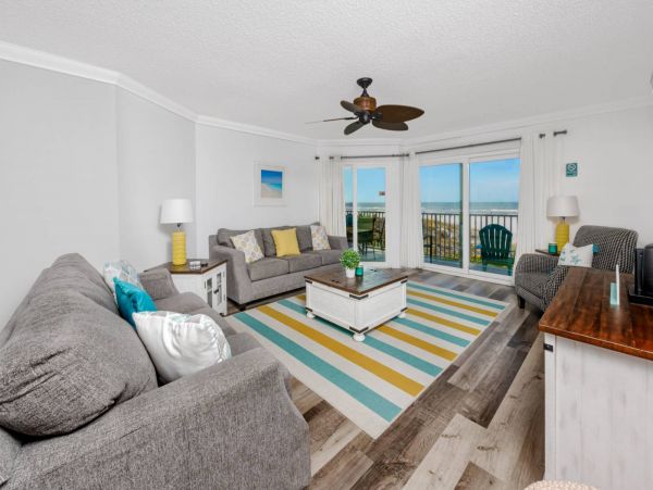 Beachfront Vacation Condo in Clearwater Beach Sleeps 8 Guests