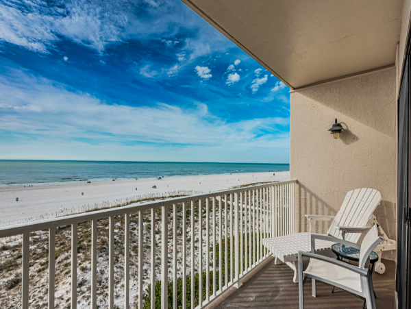 3 Bedroom Ocean front Condo with amazing views
