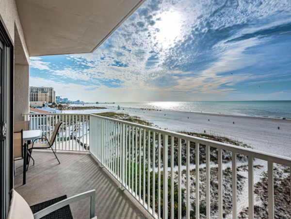 3 Bedroom Ocean front Condo with amazing views