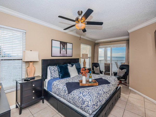 3 Bedroom Ocean front Condo with amazing views