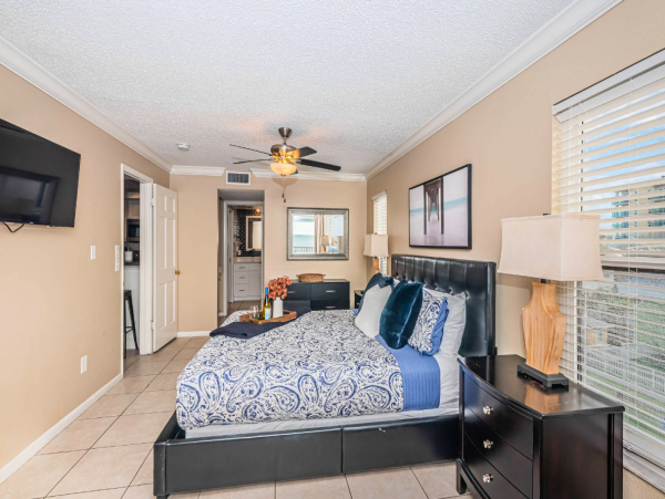 3 Bedroom Ocean front Condo with amazing views