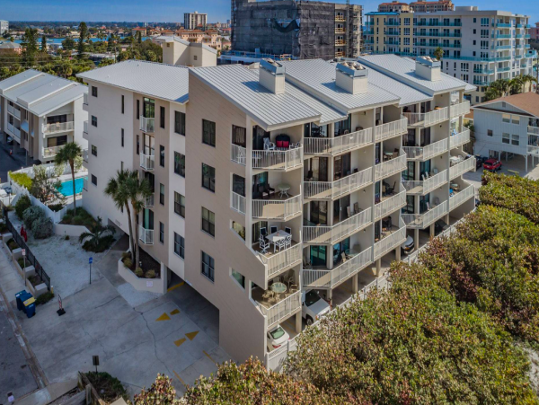 3 Bedroom Ocean front Condo with amazing views