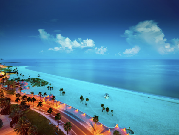 Clearwater Waterfront Vacation Condo Sleeps 10 Rare Find! Three Min Walk to the Sand!
