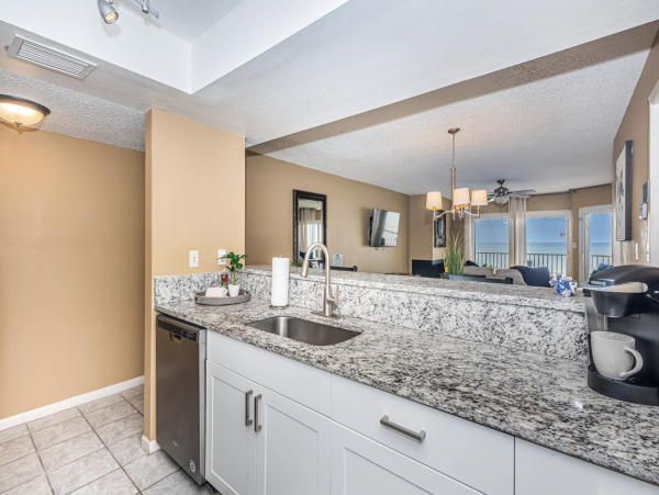 Clearwater Luxury Beachfront Vacation Condo Pool Views