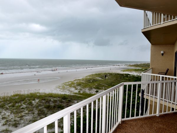 Clearwater Luxury Beachfront Vacation Condo Pool Views