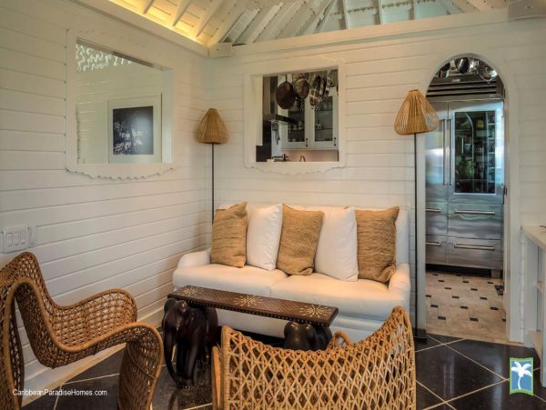 Anguilla Home 958021