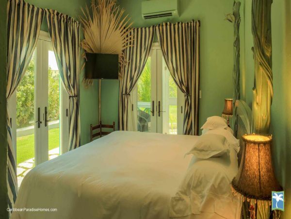 Anguilla Home 958021