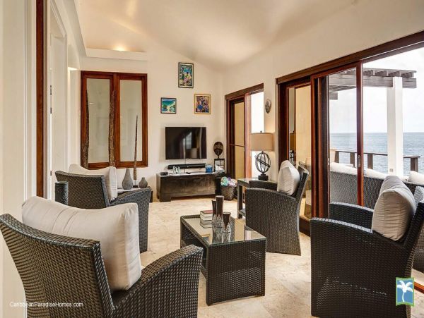 Anguilla Home 958022