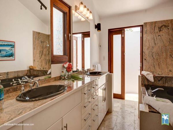 Anguilla Home 958022
