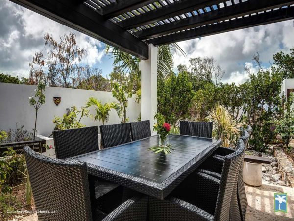 Anguilla Home 958022
