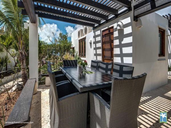 Anguilla Home 958022