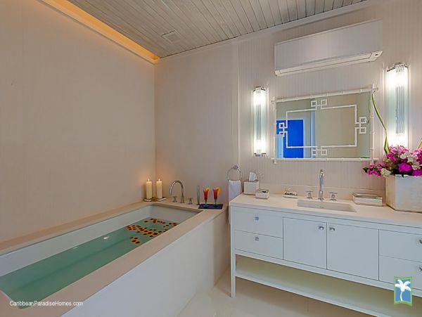 Anguilla Home 958041
