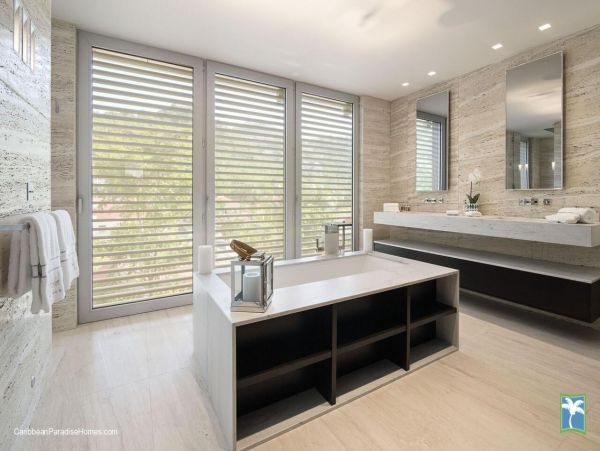 St. Barts Home 958043
