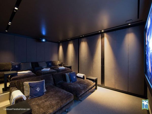 St. Barts Home 958043