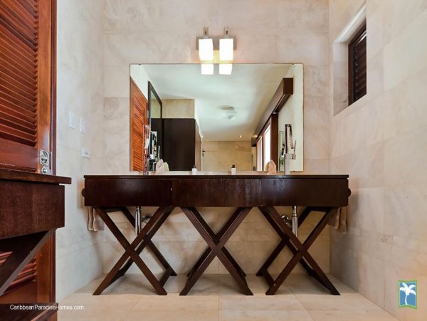 Anguilla Home 958045