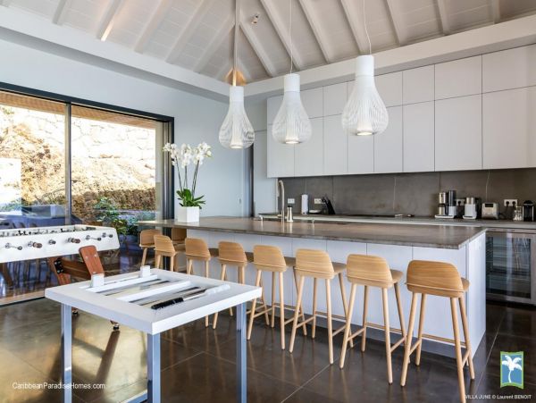 St. Barts Home 958061