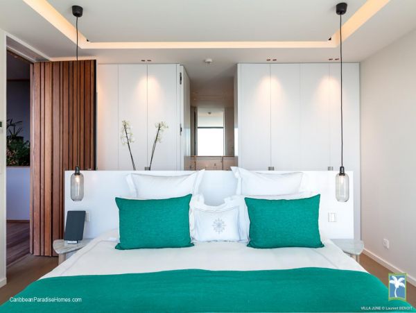 St. Barts Home 958061