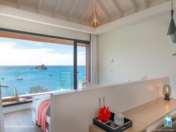 St. Barts Home 958061