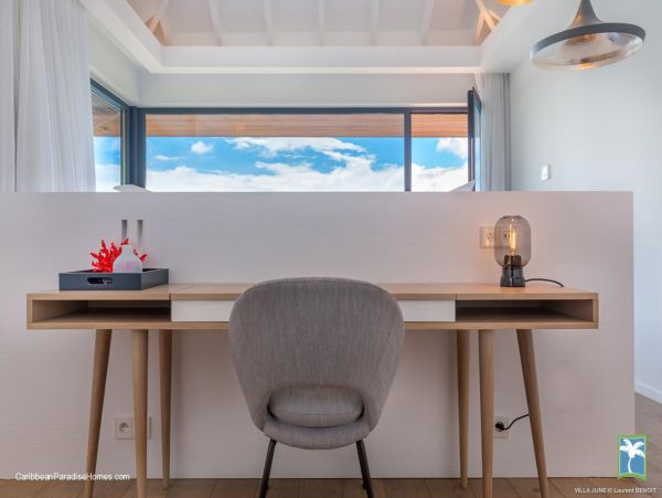 St. Barts Home 958061