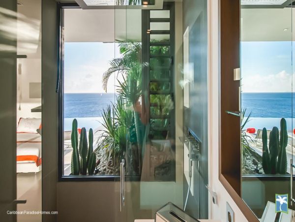 St. Barts Home 958069