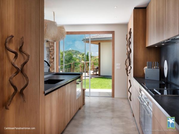 St. Barts Home 958071