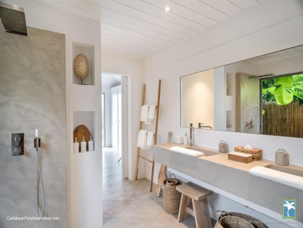 St. Barts Home 958071