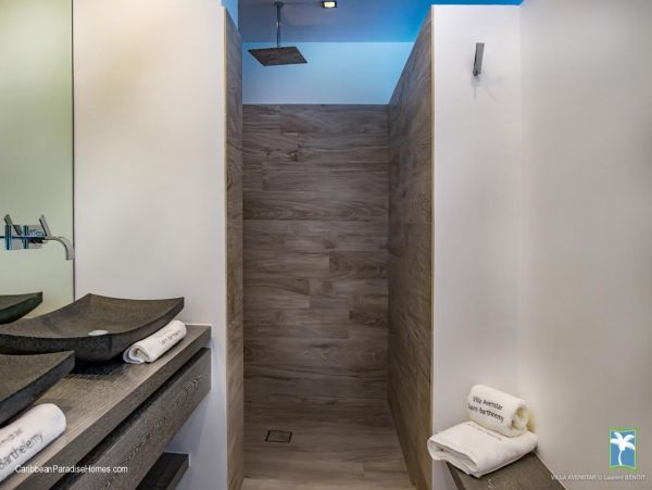 St. Barts Home 958087