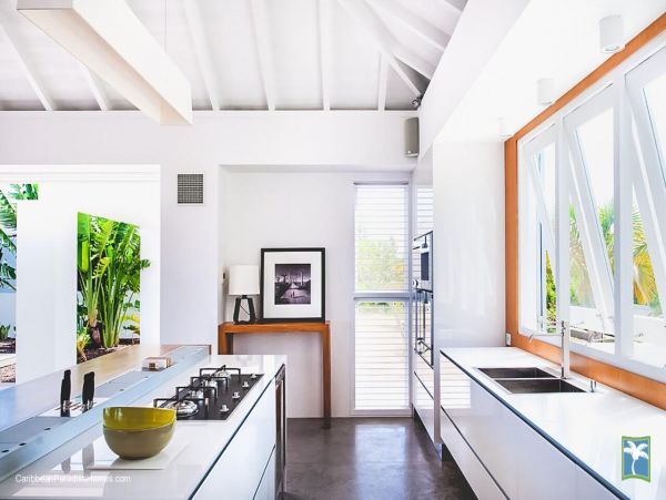 St. Barts Home 958091