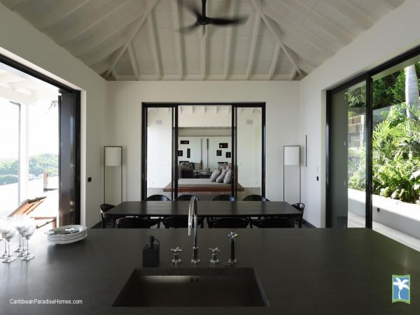 St. Barts Home 958096