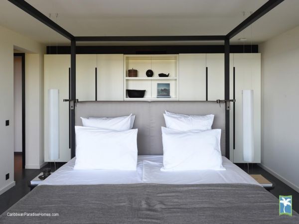St. Barts Home 958096