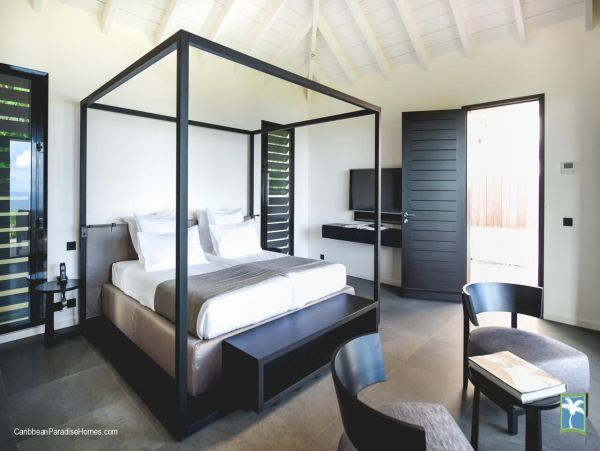 St. Barts Home 958096