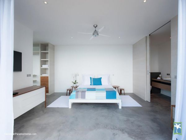 St. Barts Home 958103